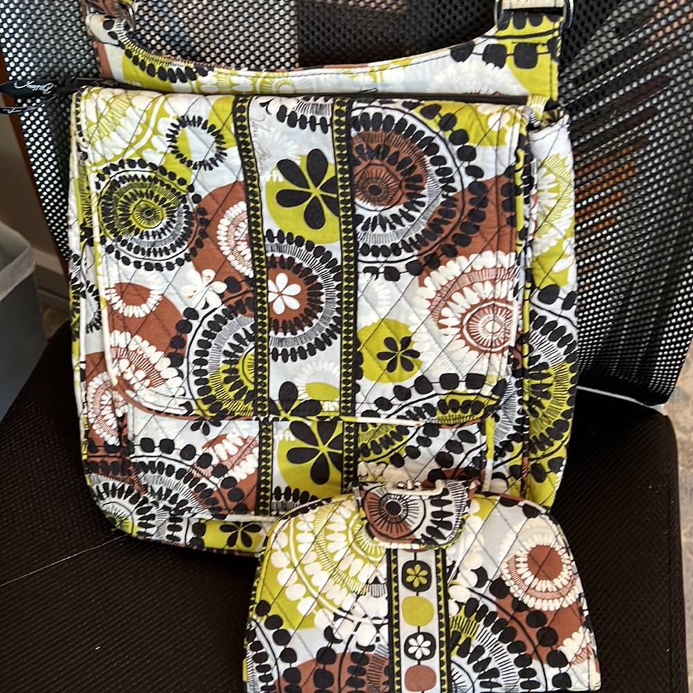 Vera Bradley Cocoa Moss Mailbag and snap wallet